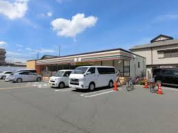 フジパレス黒土 コンビニ