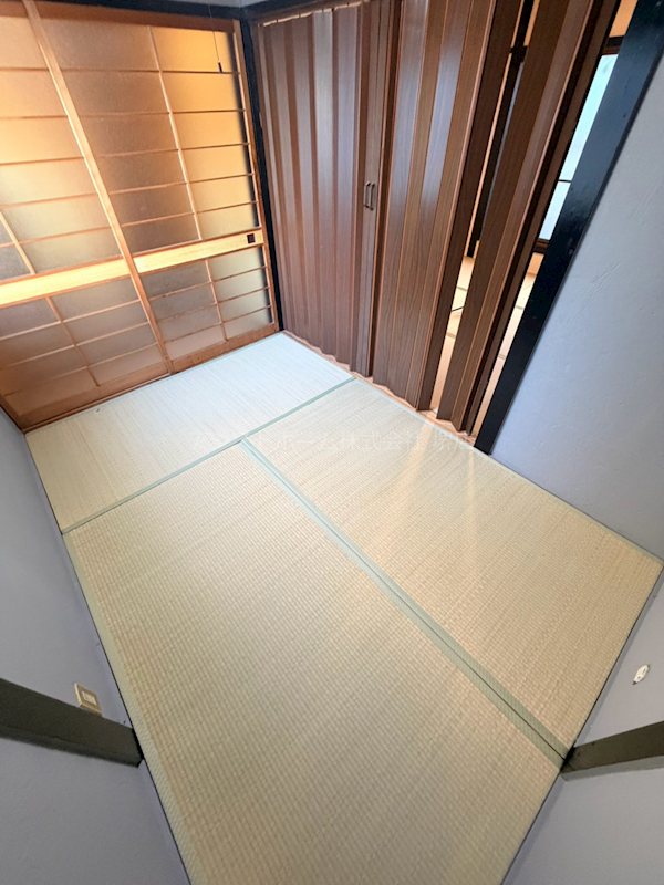 柳之町東戸建 内装