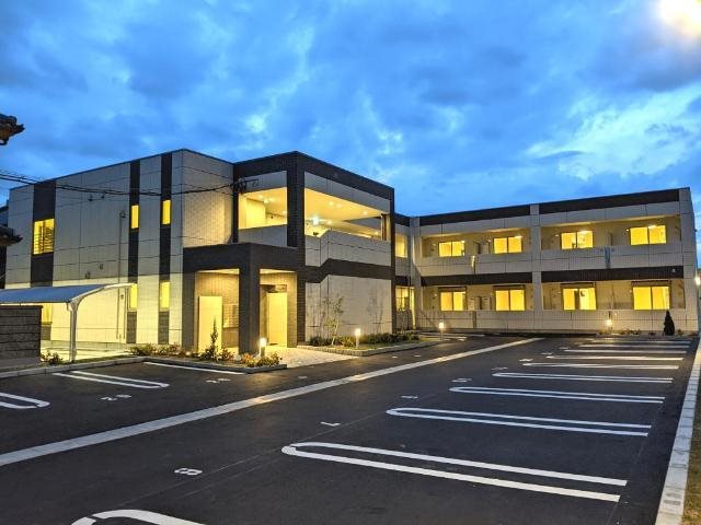 エクセレンス 駐車場