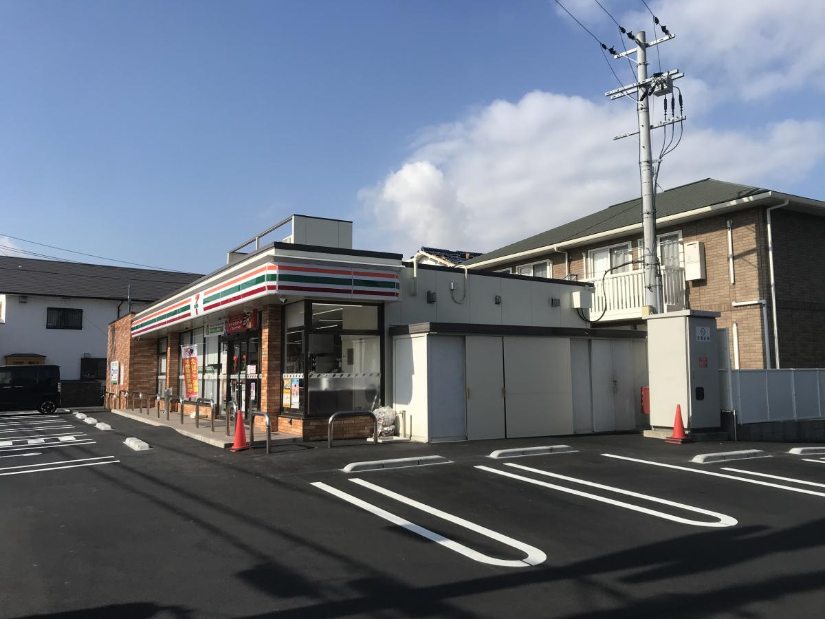 フジパレス東三国ヶ丘WEST コンビニ