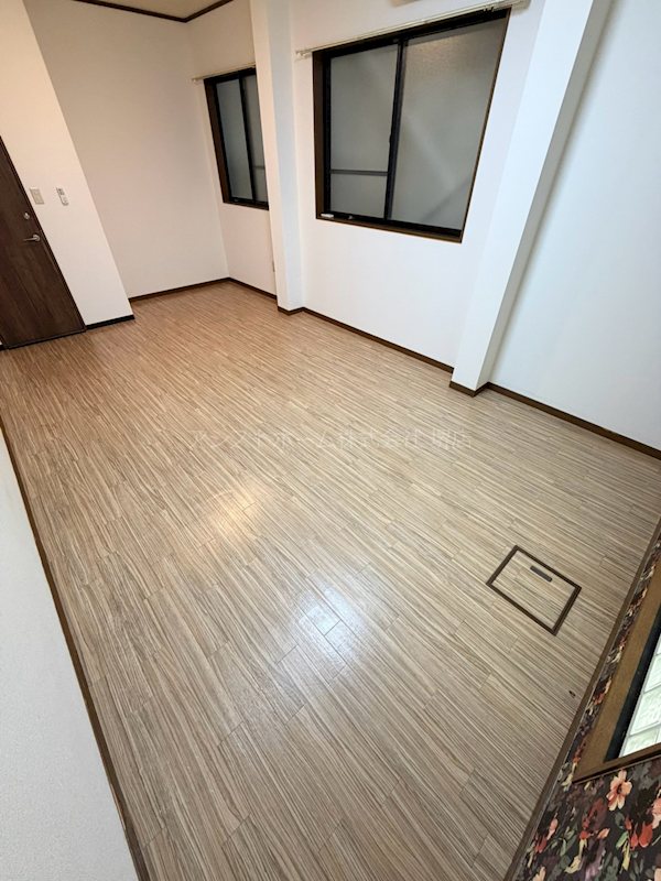 甲斐町東戸建 内装