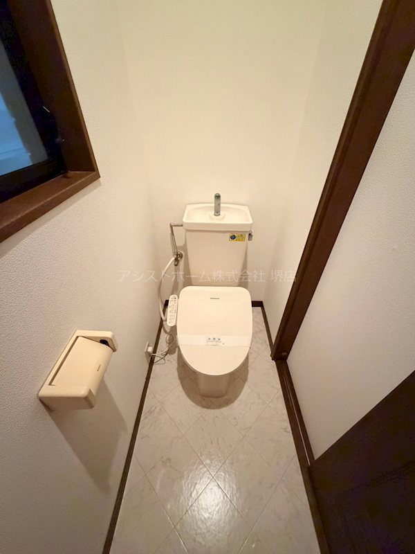 甲斐町東戸建 トイレ