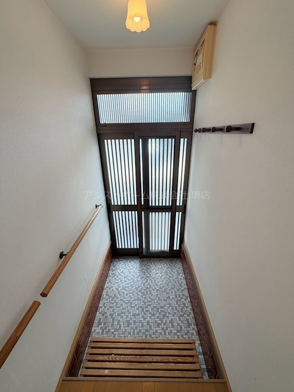 香ヶ丘戸建て 玄関