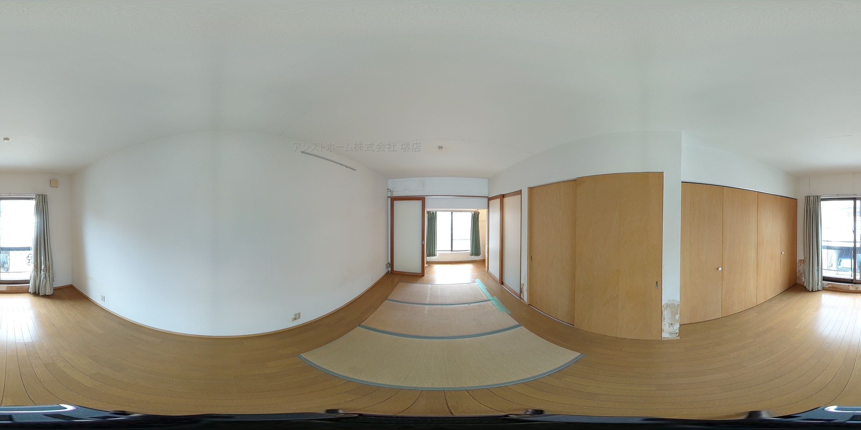 香ヶ丘戸建て 洋室