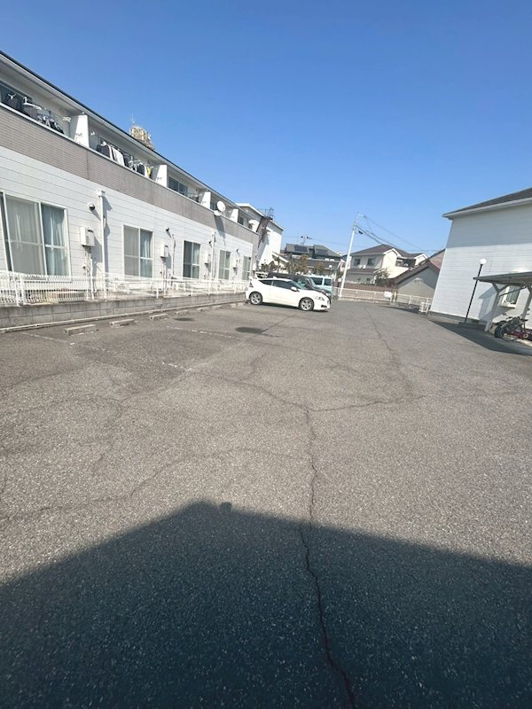 サラセニア 駐車場
