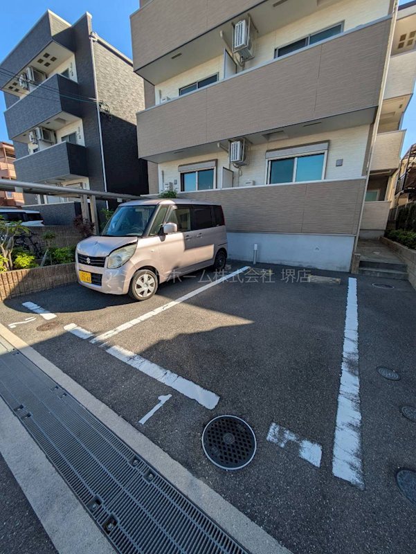 フジパレス鳳中ウエスト 駐車場