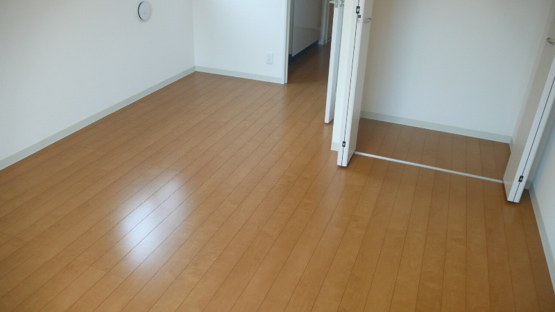 エム スクエア ベッドルーム