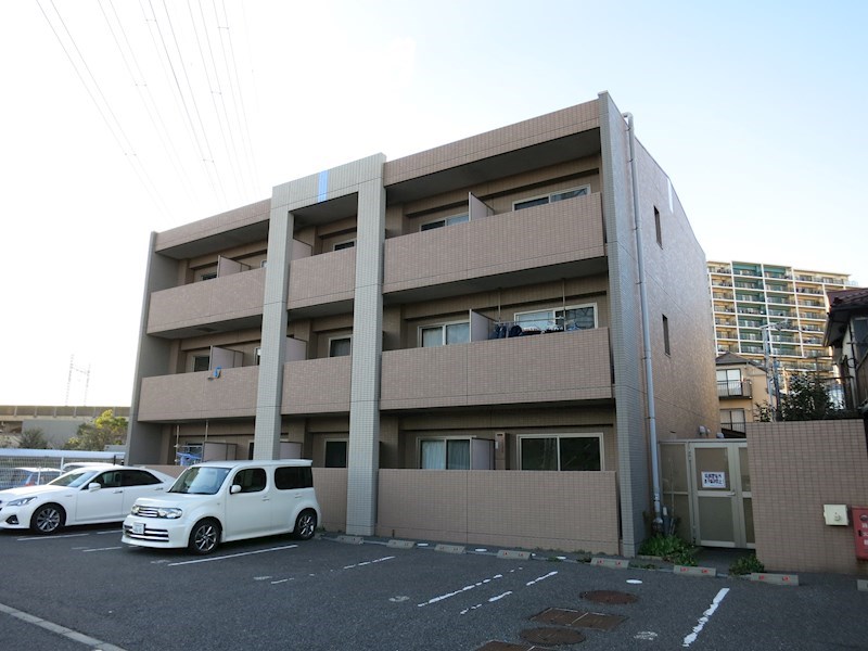 鉄筋コンクリート造の建物は災害にも強く安心です