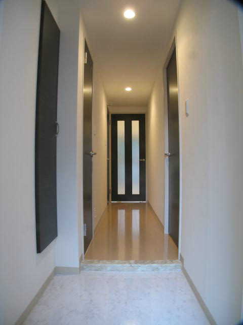 リリー･ラ･アルディス 玄関