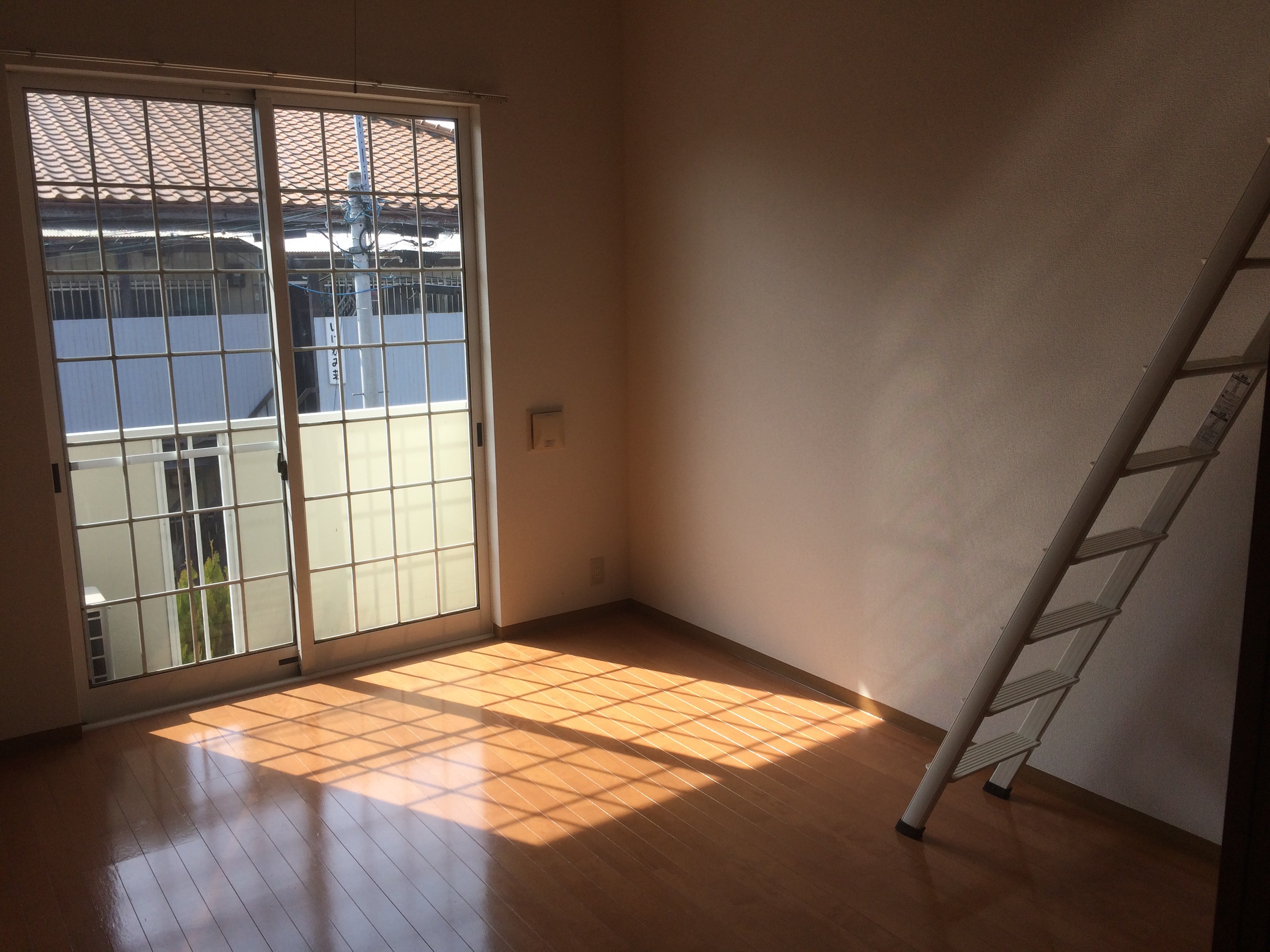 誉蔵壱番館 リビング