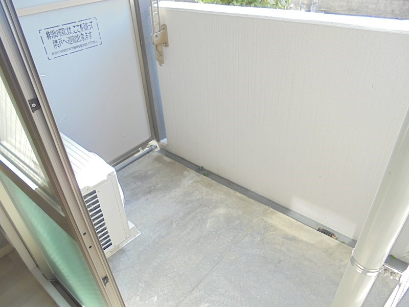 コンフォールメゾン ベランダ