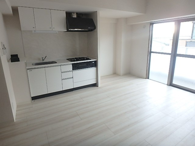 ラディエ リビング