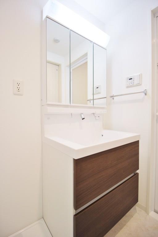 Toile blanche その他2