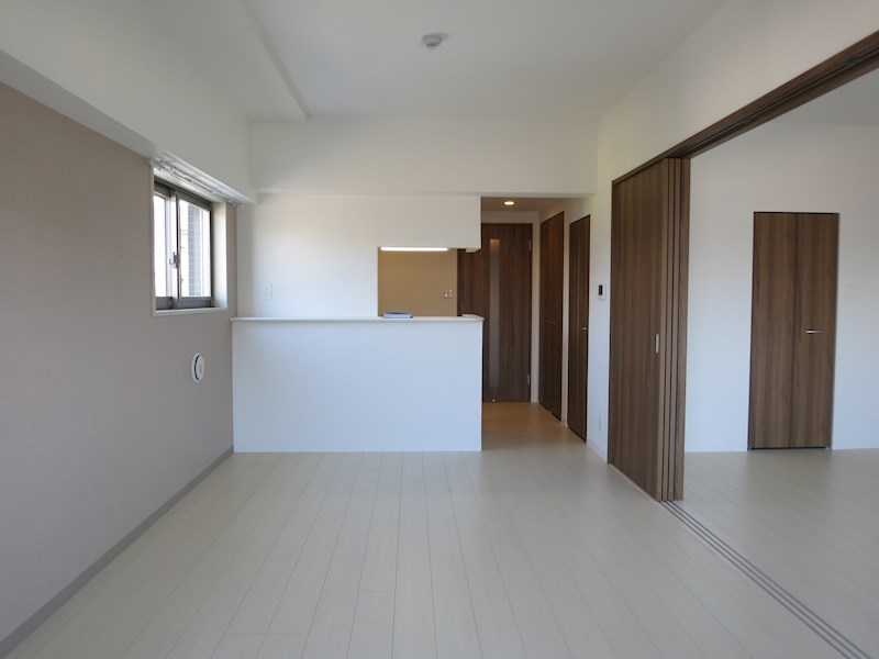 グリュックス クレー リビング