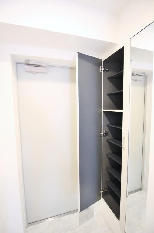 Dear Court 幸 玄関