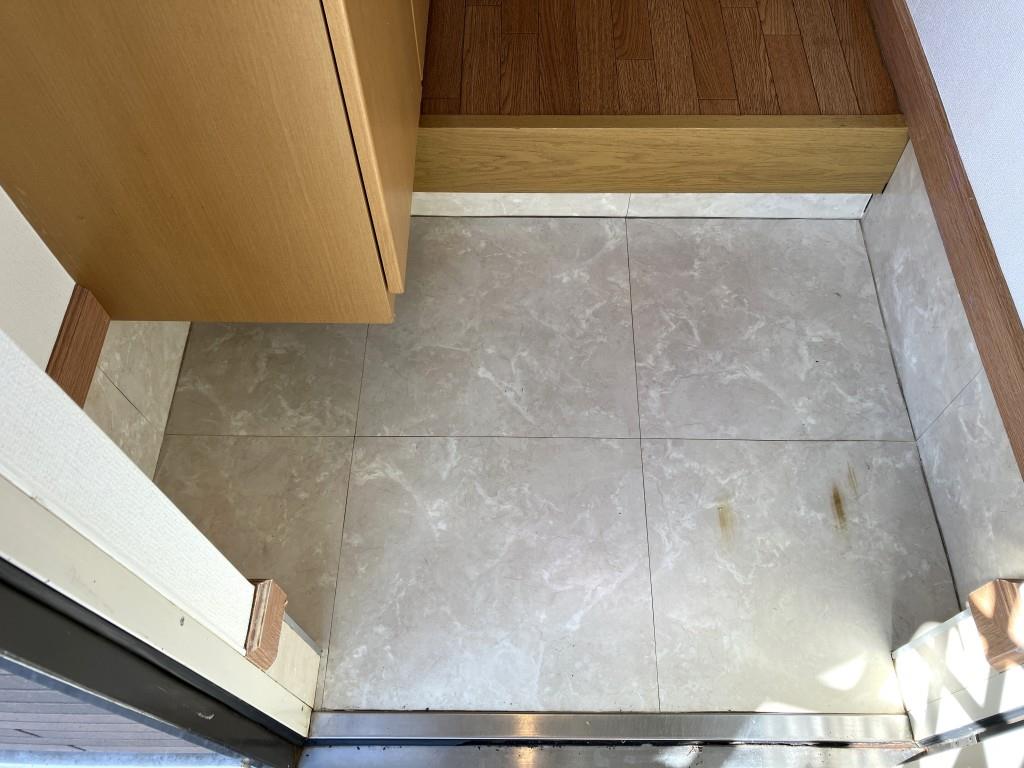 パストラル・ドミール 玄関