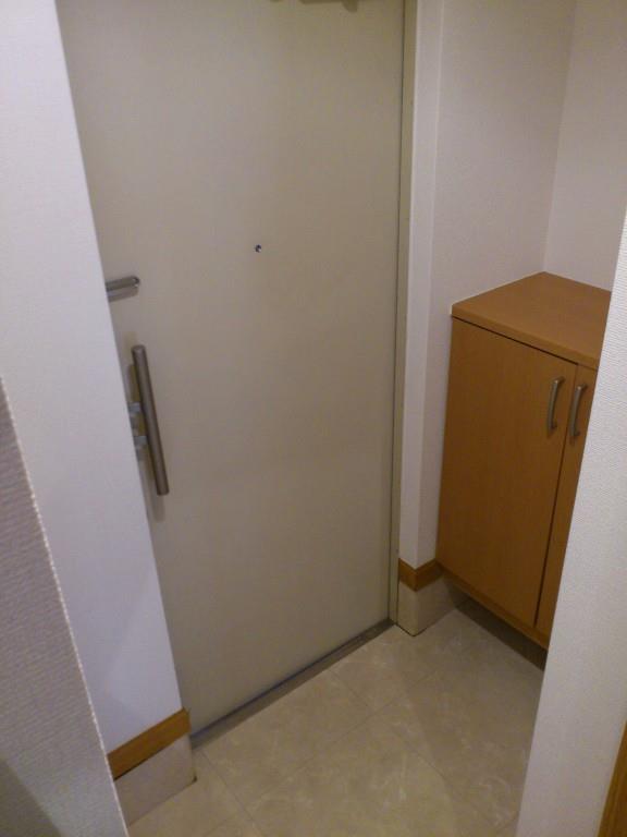 ヴェルドミール・エストゥディオ 玄関