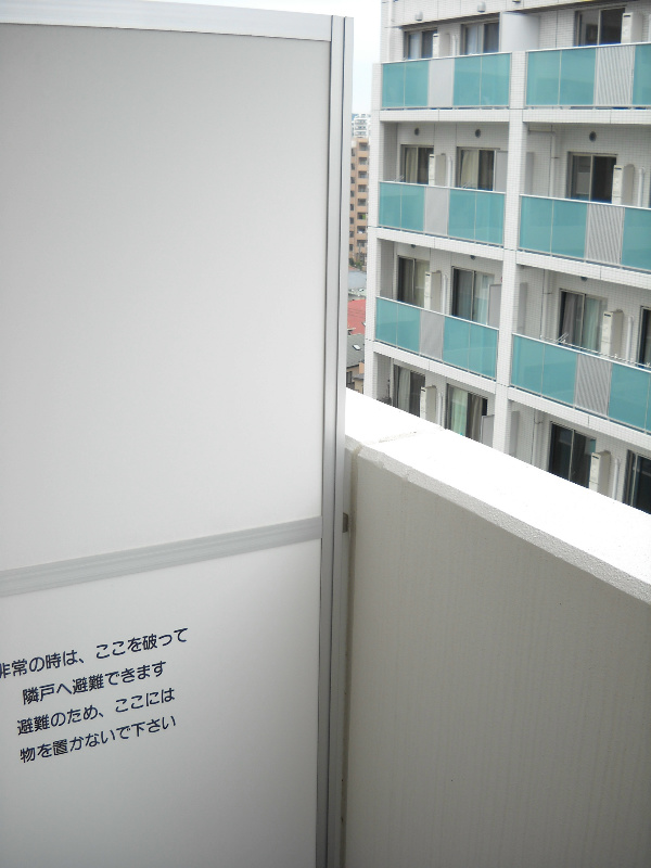 ﾒﾙｼｰ･ｳﾞｫｸｰ ベランダ