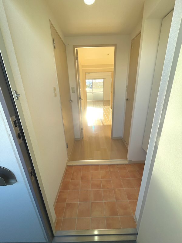 エバーヒルズS 玄関