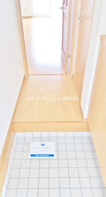 パストラル 玄関