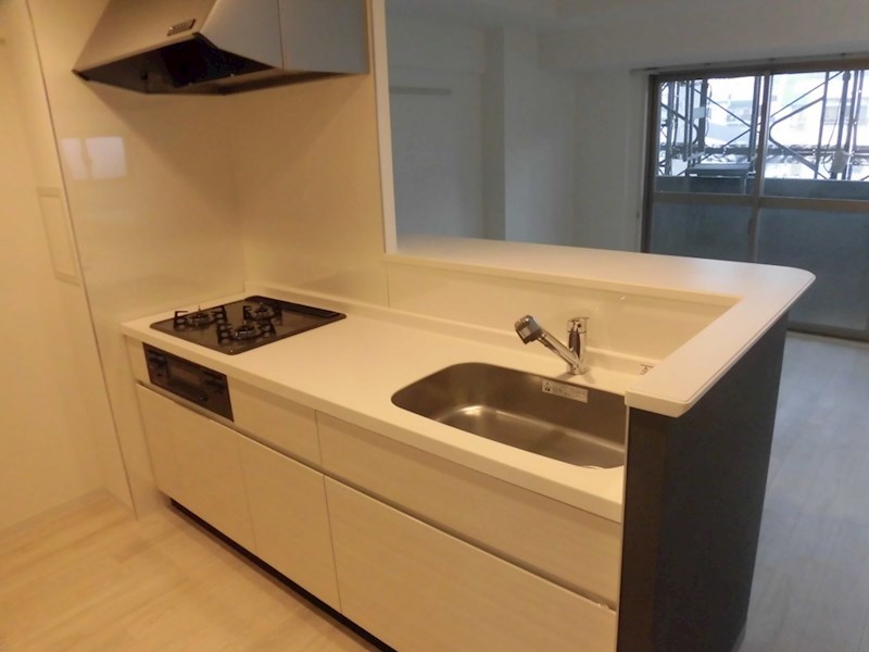 フレール江坂レジデンシャル キッチン