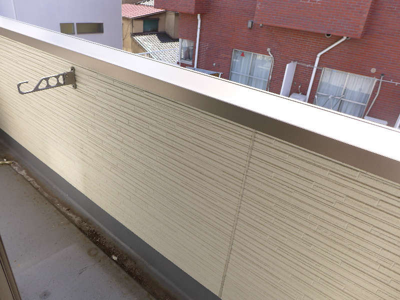 ロイヤルハウスアール1 ベランダ