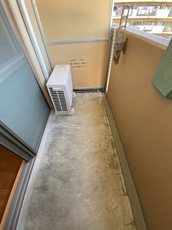 ファシルカワト ベランダ