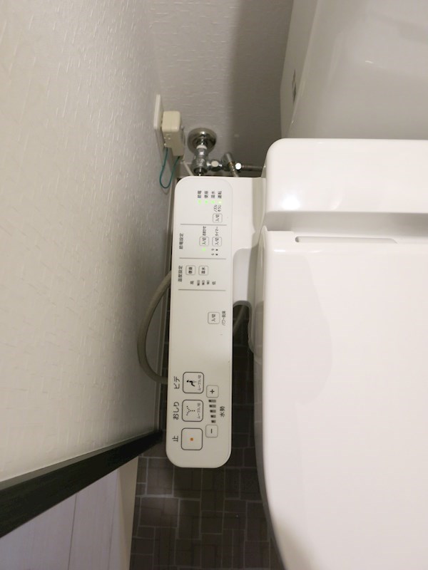 クレシェンテ梅月 トイレ