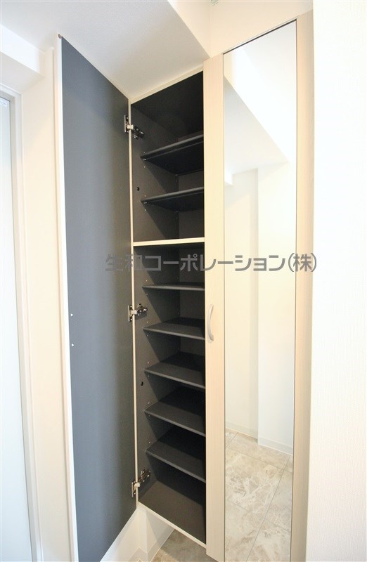 アンティエ メゾン 玄関