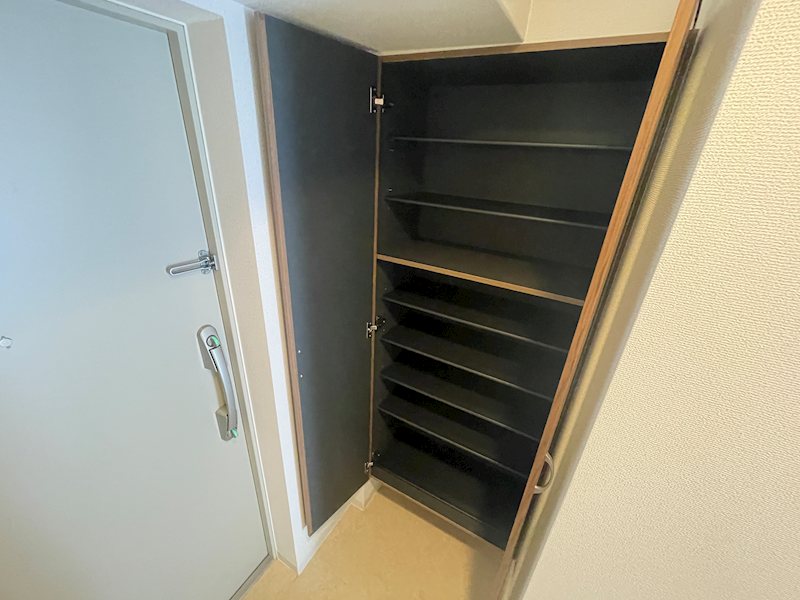 ビビアンパレス桜川公園 玄関