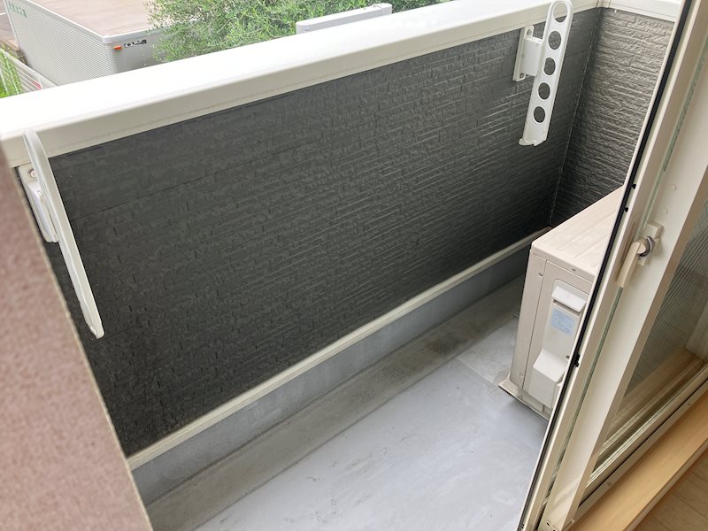 ドゥムールストレチア ベランダ