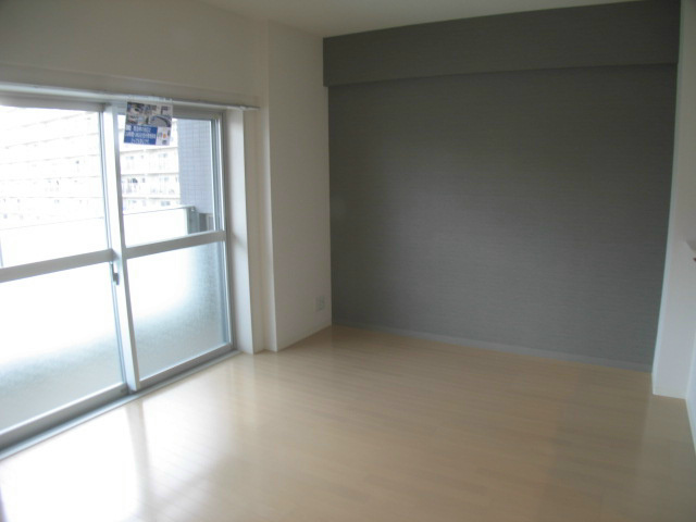 アロッジオ リビング