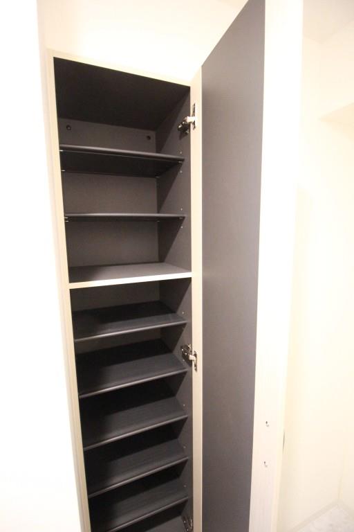 ブルースカイ 玄関