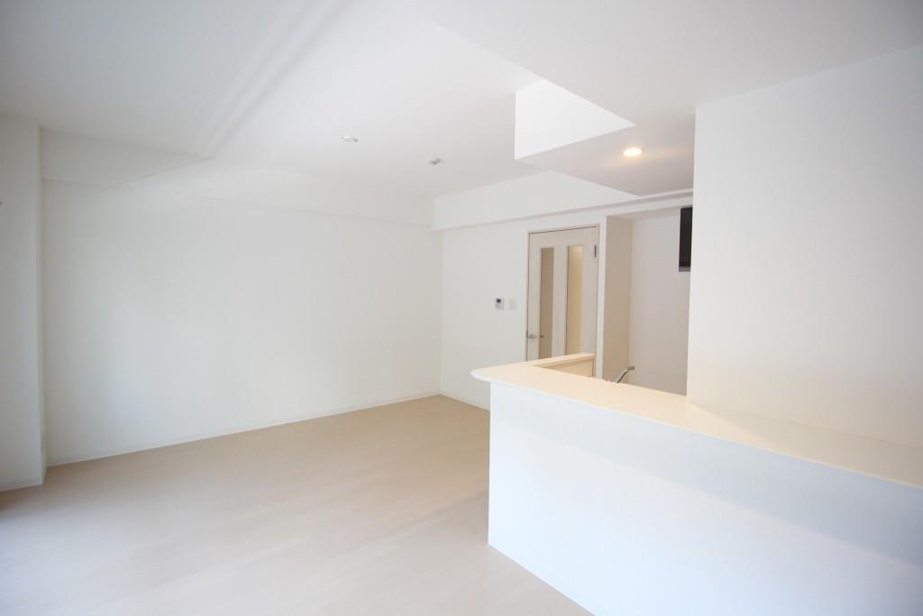 ブルースカイ リビング