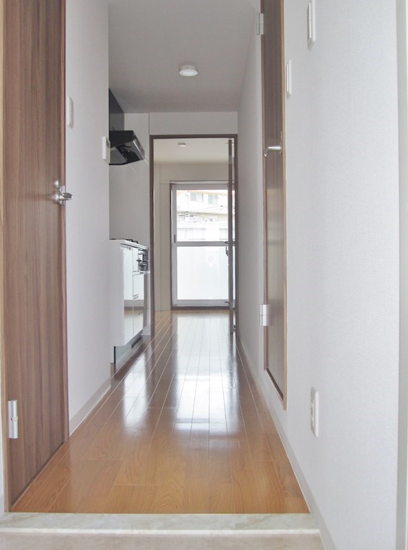 メルヴェーユ湘南 玄関