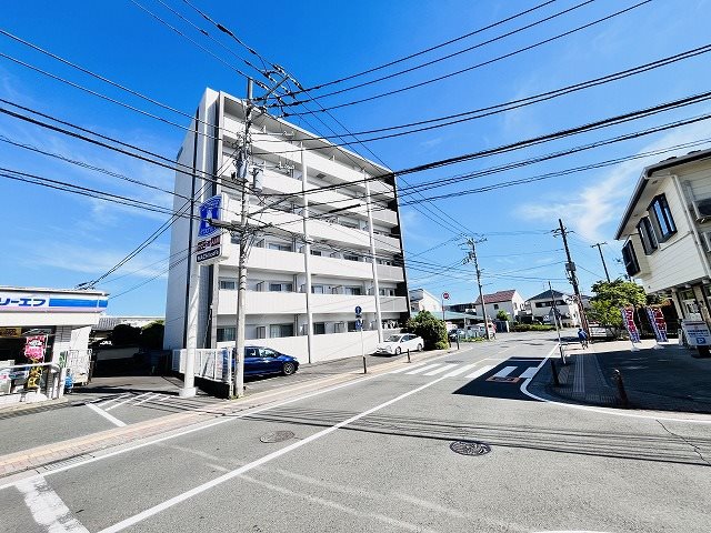 ｵｰﾗｳﾞｨｰﾇ 外観写真