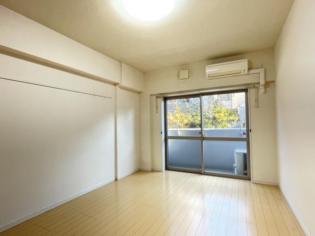 フローリッシュ（東京） リビング