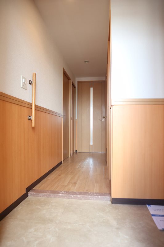 エスポワール今里 玄関