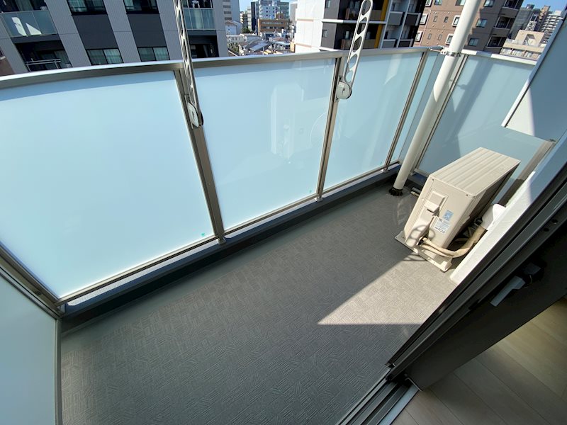 Olive un arbre TOKIWA (オリーヴ アン アルボ トキワ) ベランダ