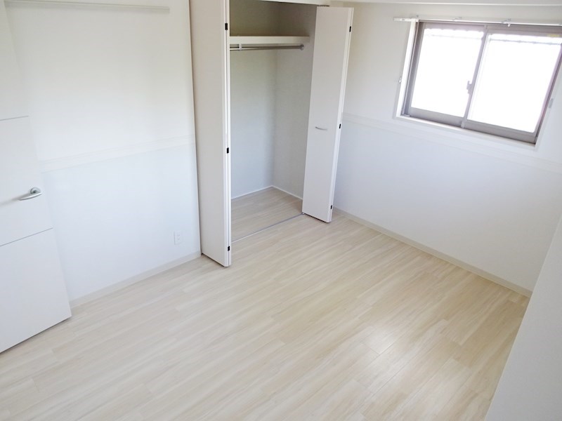 ネオコート上土室（カミハムロ） ベッドルーム