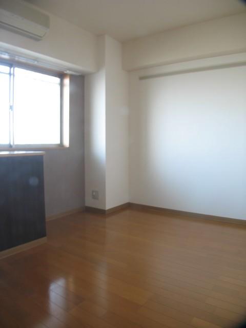 コートアベニュー ベッドルーム