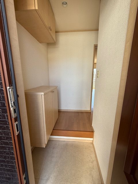 ブルーラグーン 玄関