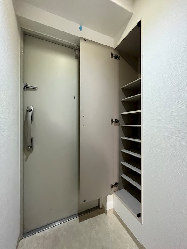 サンプレイス 玄関