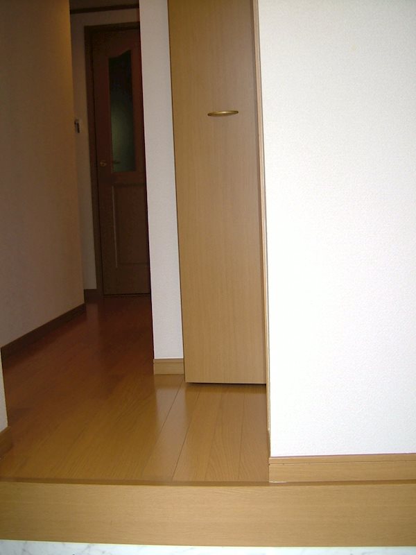 シェリール 玄関