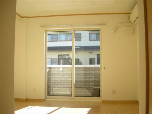 ユニベール神戸 ベッドルーム