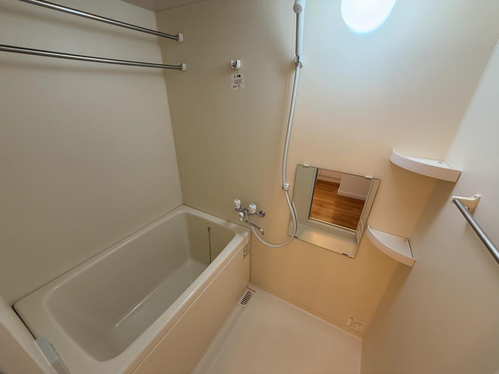 ラディエ足原 玄関