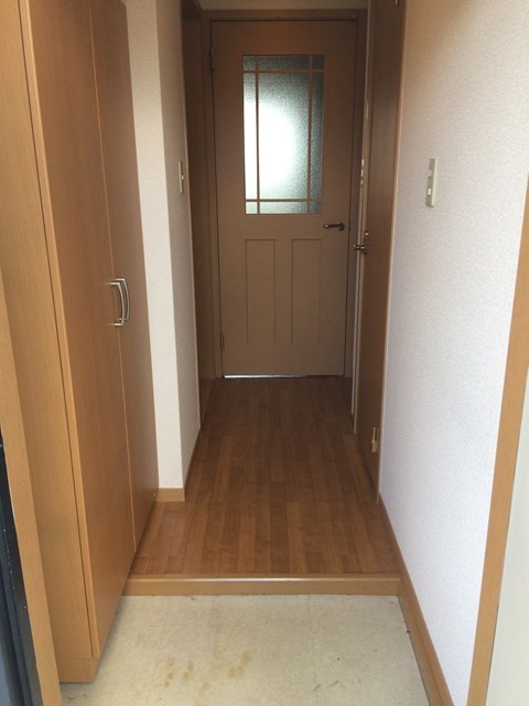 グランノーヴァ 玄関