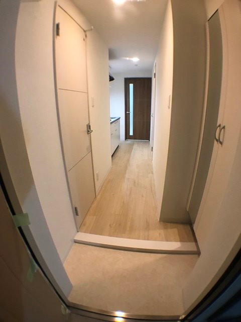 ボンニー元町 玄関