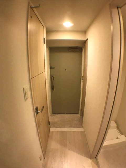 ブルーメ本山 玄関