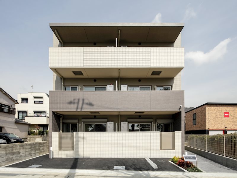 ブルーメ本山 外観写真